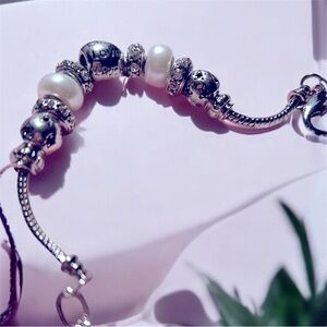 Bella Perlina Vintage Signature Charm & Crystal
Bracelet "Live Love Laugh
Dream"